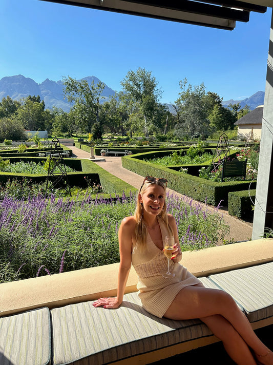 From Cape Town: Private Luxury Winary Tour with Two Tastings