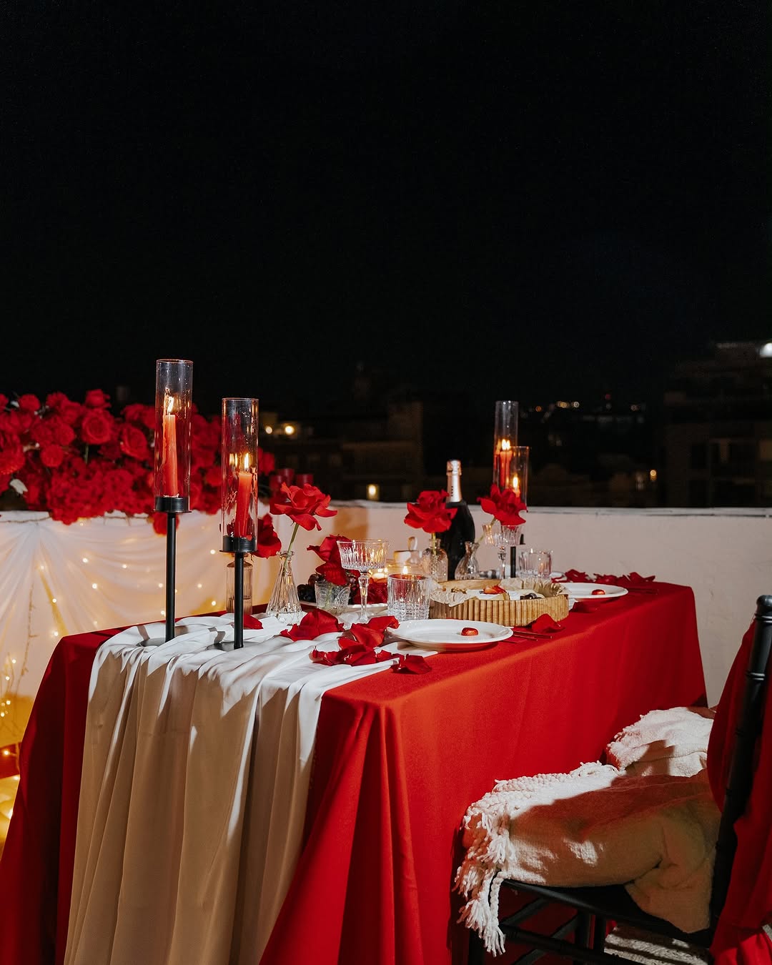 Barcelona: Romantic Experience with Sagrada Familia View
