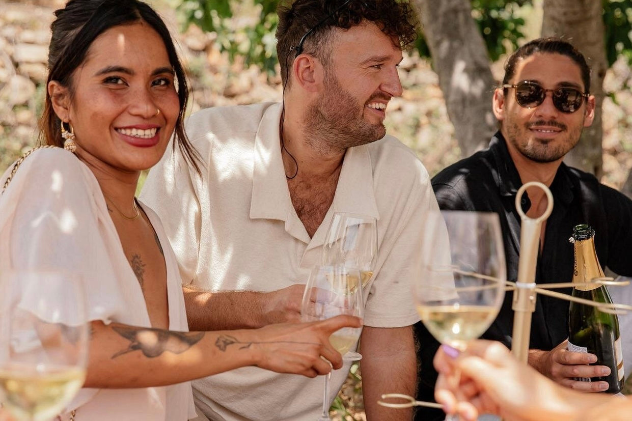 From Cape Town: Private Vineyard Horseback Riding with Wine Picnic
